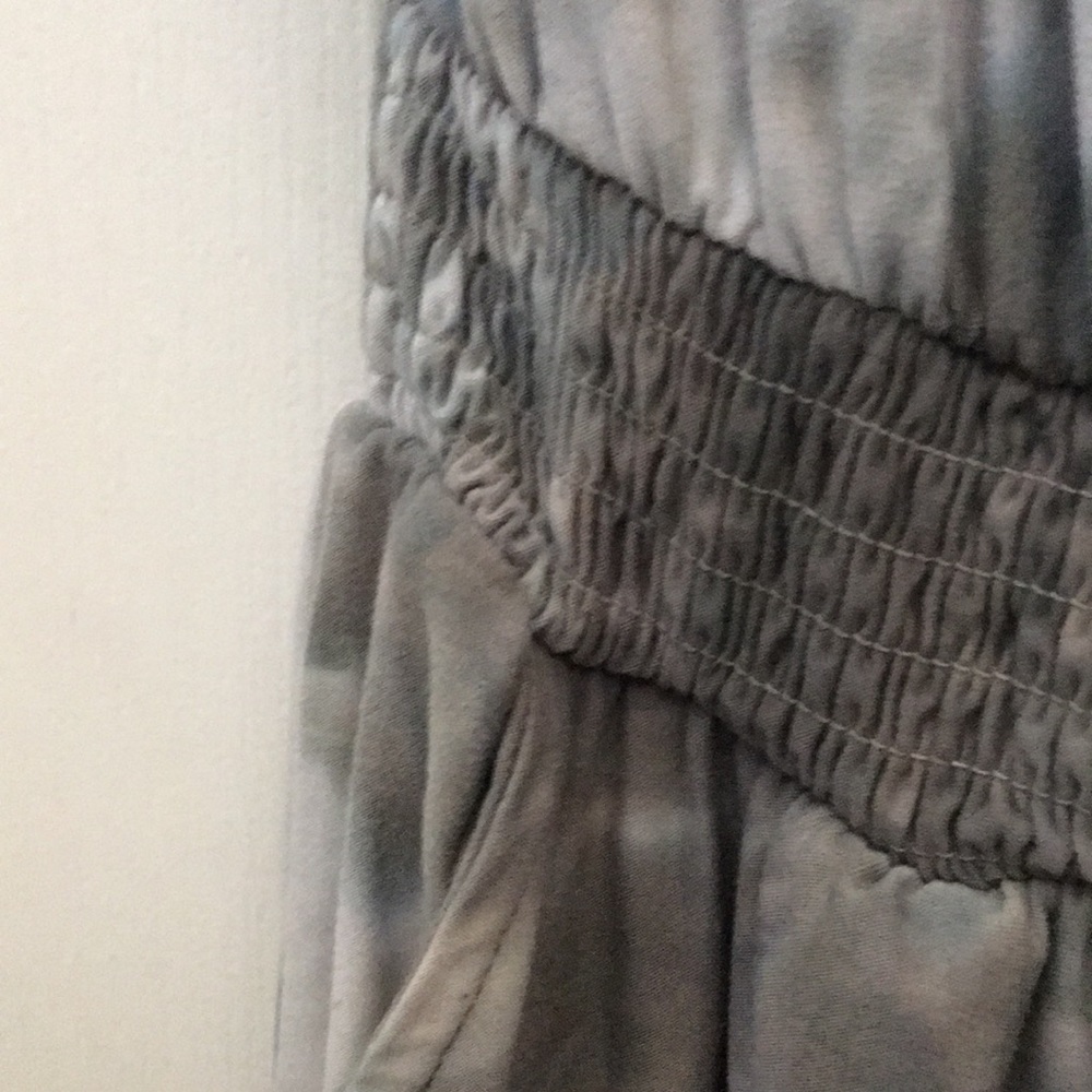FINAL MARKDOWN Derek heart boho looking jumpsuit medium - Picture 3 of 10